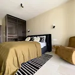 Panorama Apartment At Infinity Budapest
