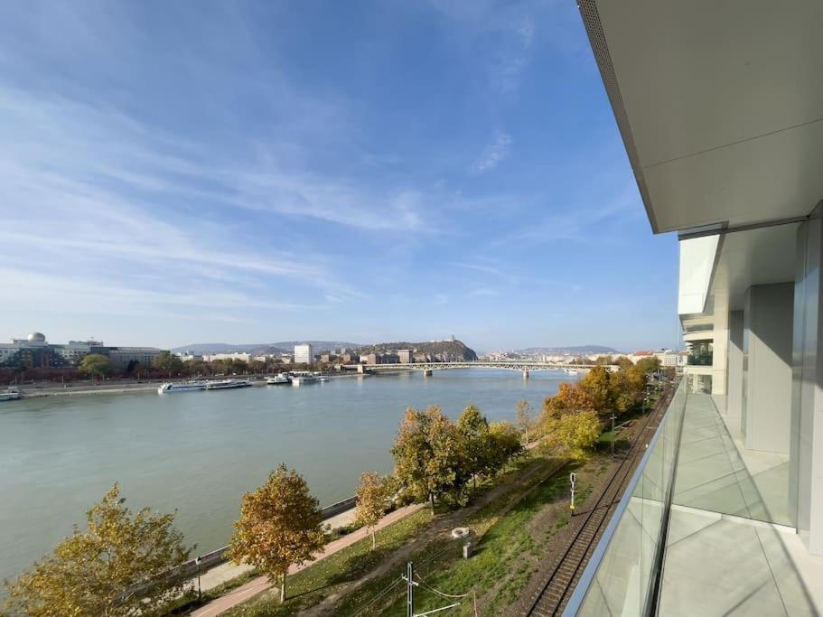 Panorama At Infinity Budapest